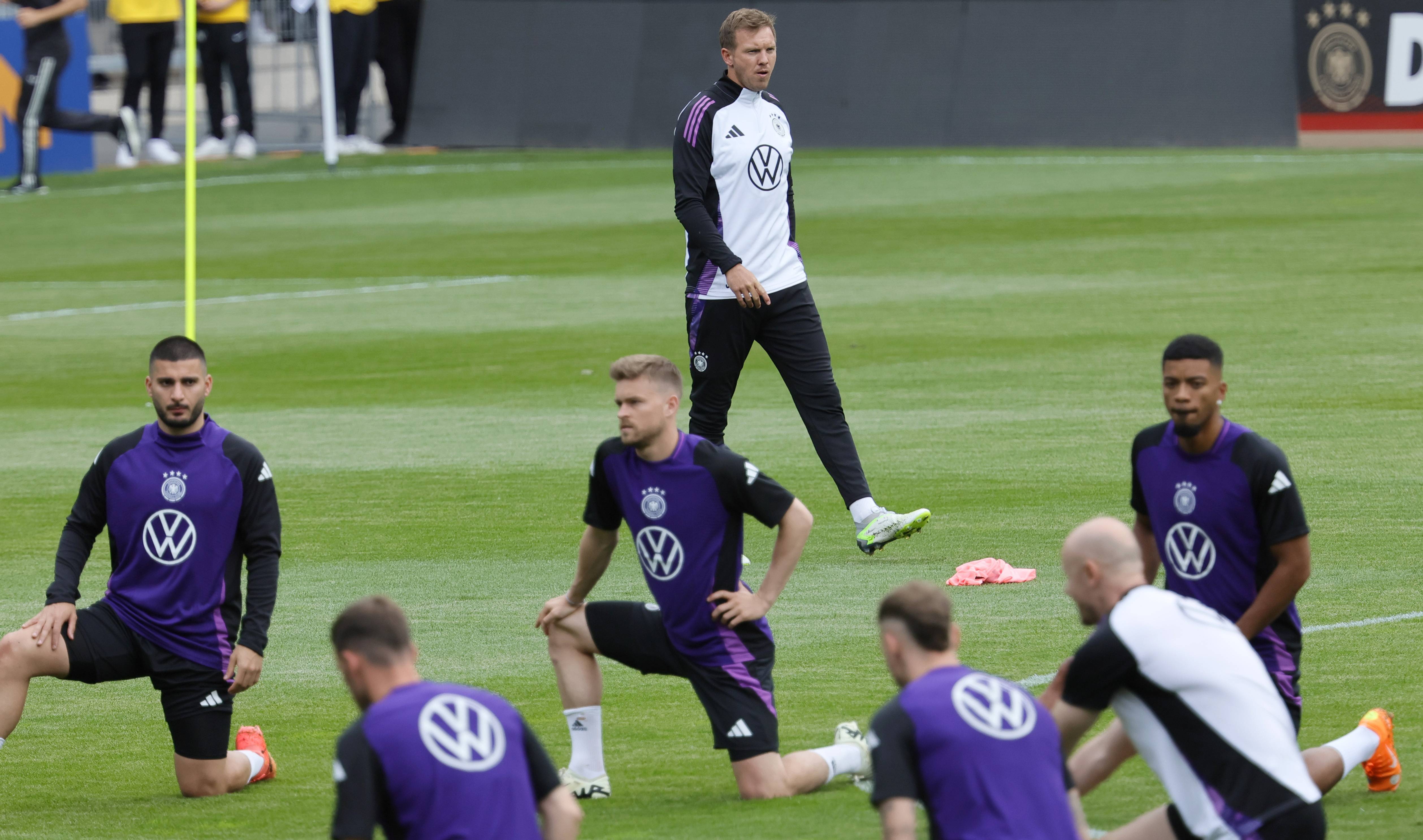 德国队在欧洲赛场上大获全胜,统率榜首展现强势的简单介绍 德国队在欧洲赛场上大获全胜,统率榜首展现强势的简单介绍