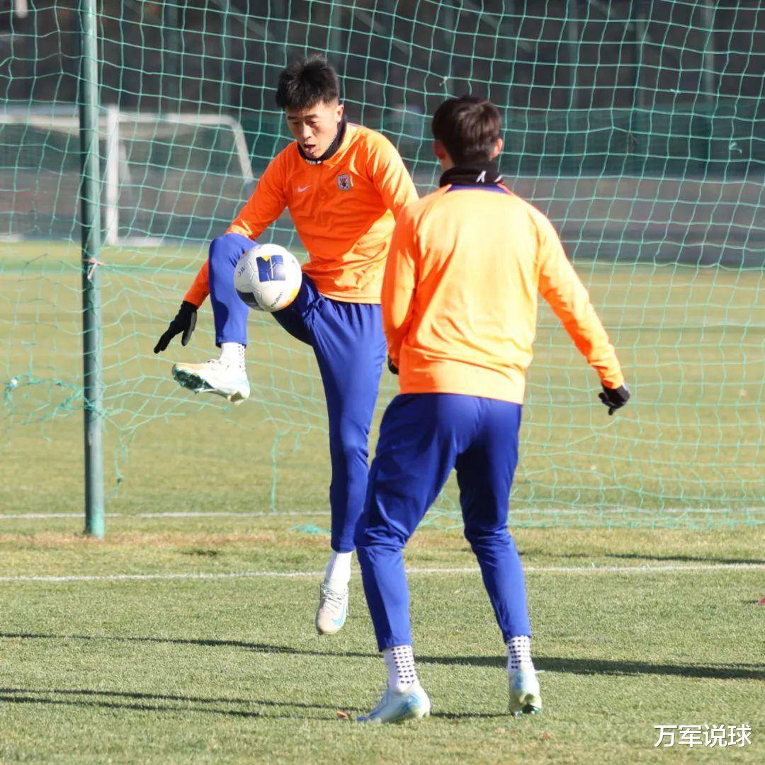 关于亚冠热身赛赛果揭晓,国内球队表现出色备战下一轮的信息 关于亚冠热身赛赛果揭晓,国内球队表现出色备战下一轮的信息