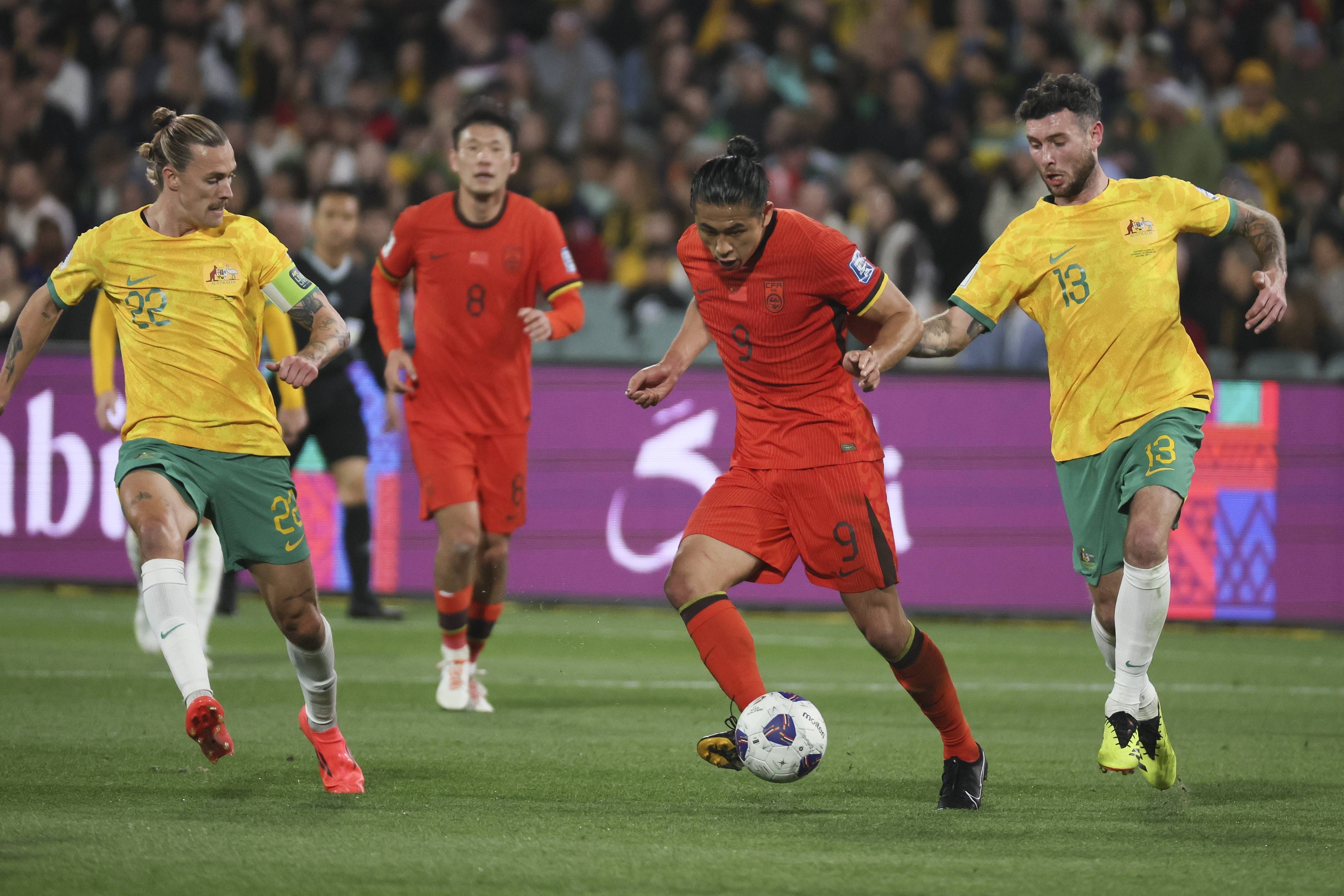 包含江苏男篮防守疲软,连遭对手破门的词条 包含江苏男篮防守疲软,连遭对手破门的词条