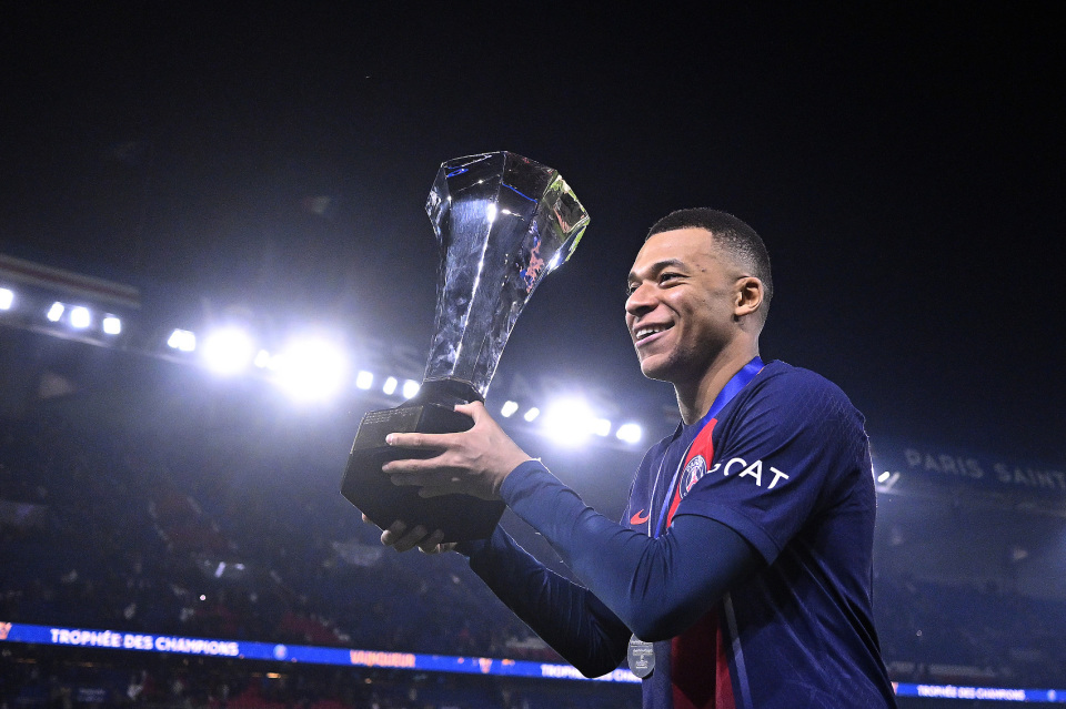 巴黎圣日耳曼头号射手强势回归,神勇表现令球迷惊叹的简单介绍 巴黎圣日耳曼头号射手强势回归,神勇表现令球迷惊叹的简单介绍