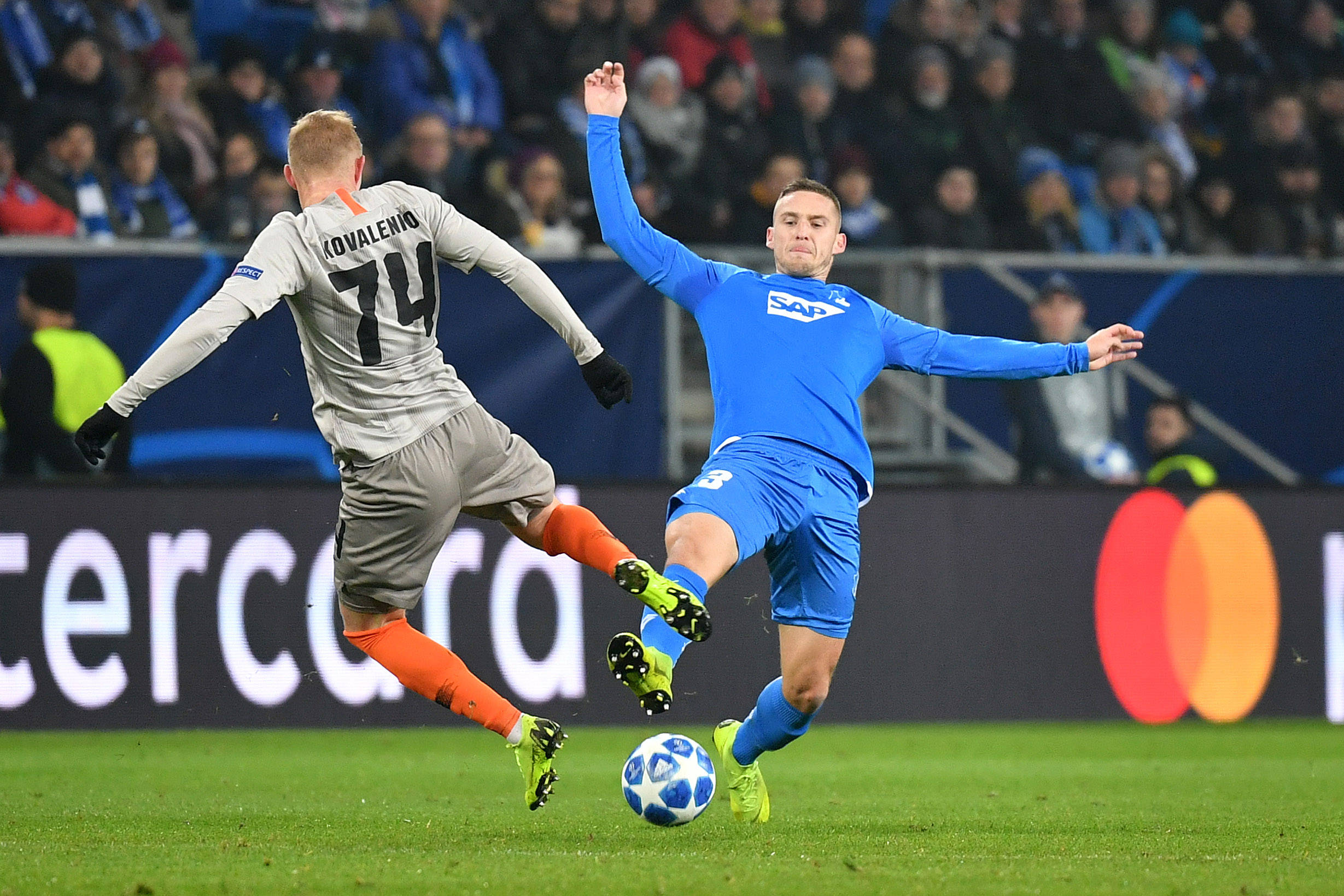 南部风云,慕尼黑红牛对决霍芬海姆的简单介绍 南部风云,慕尼黑红牛对决霍芬海姆的简单介绍