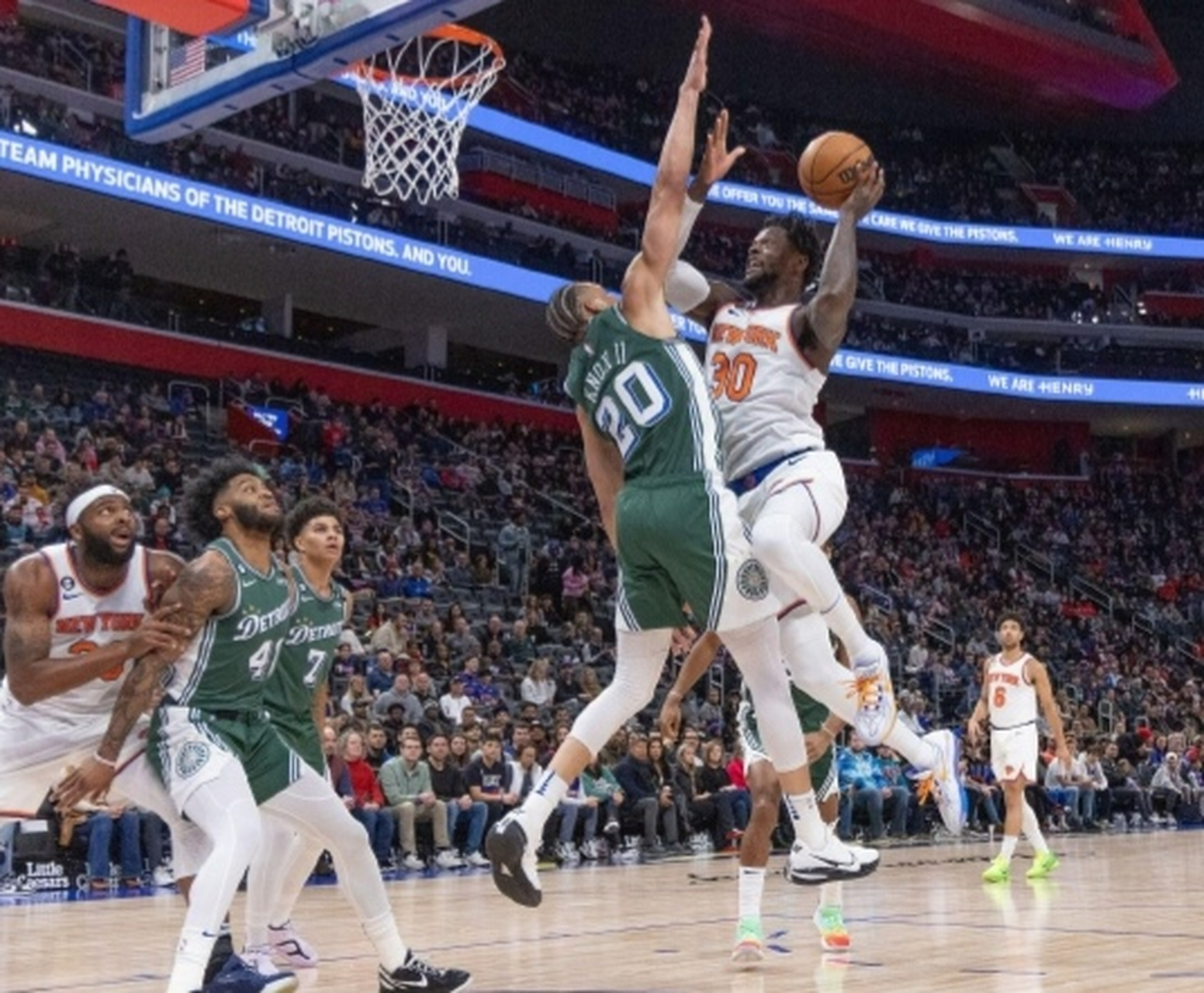 兰德尔独砍+,尼克斯击败活塞 兰德尔独砍+,尼克斯击败活塞