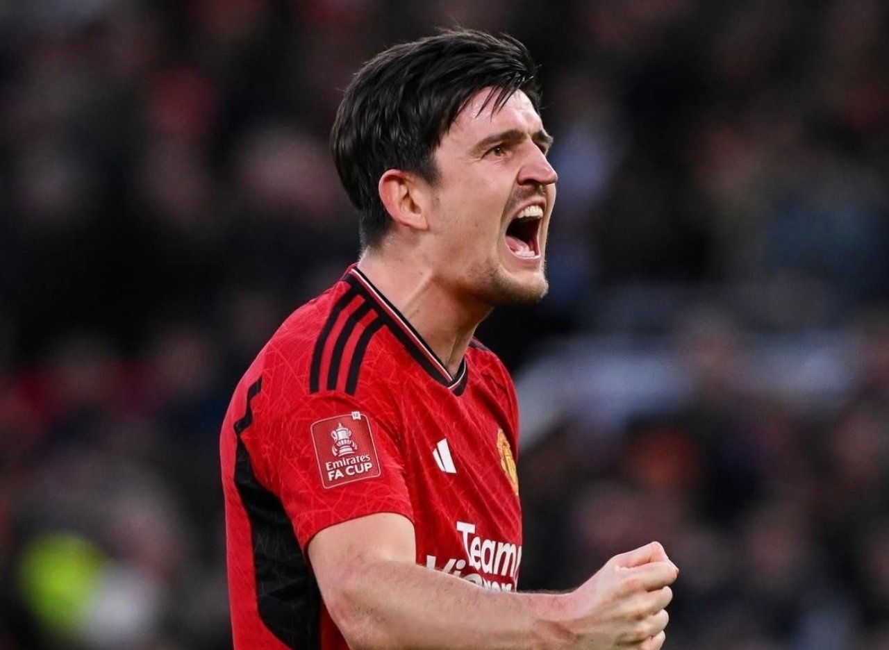 曼联官方确认主教练续约,球迷欣喜若狂的简单介绍 曼联官方确认主教练续约,球迷欣喜若狂的简单介绍