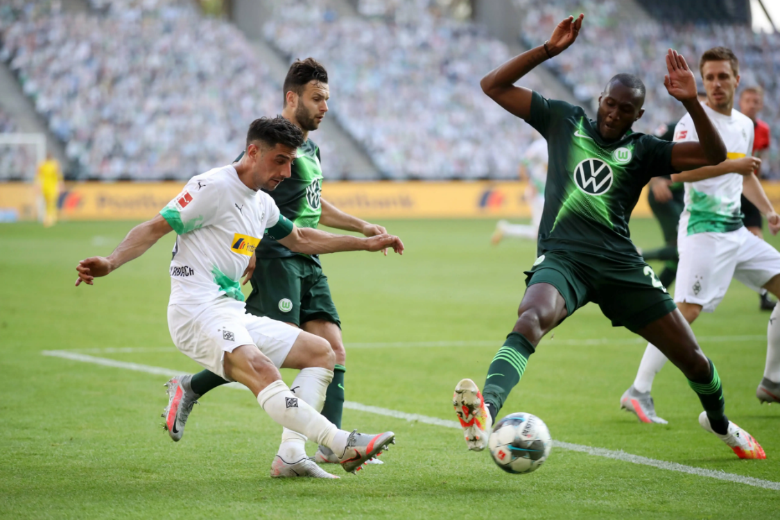 关于沃尔夫斯堡球员集中精力备战对阵多特蒙德的比赛的信息 关于沃尔夫斯堡球员集中精力备战对阵多特蒙德的比赛的信息