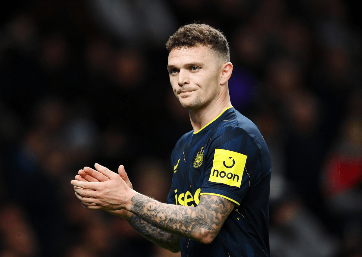 俄罗斯队士气高涨，跻身欧锦赛行列的简单介绍