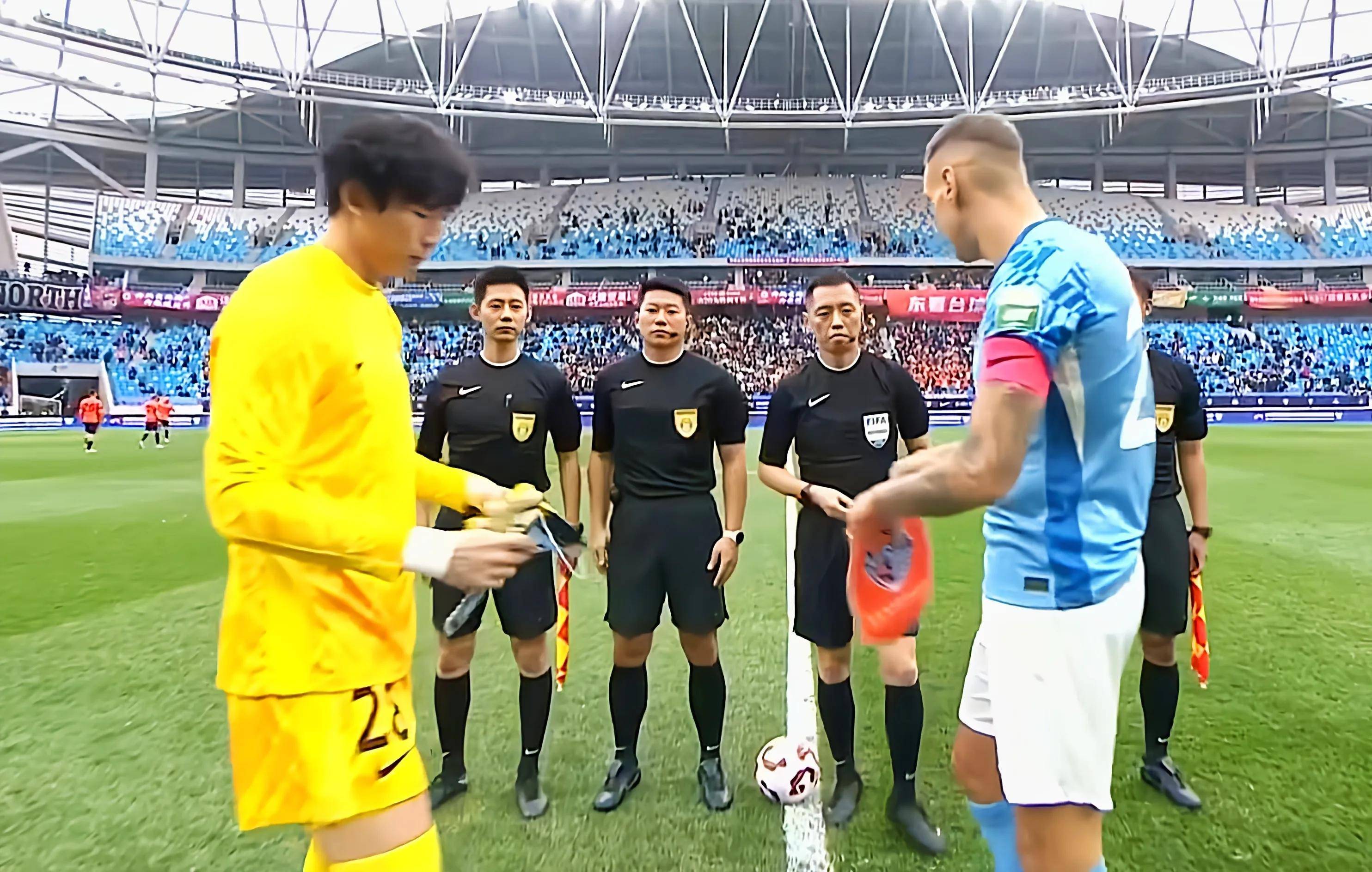 江苏海牛客场不敌山东泰山,遭遇赛季首败的简单介绍 江苏海牛客场不敌山东泰山,遭遇赛季首败的简单介绍