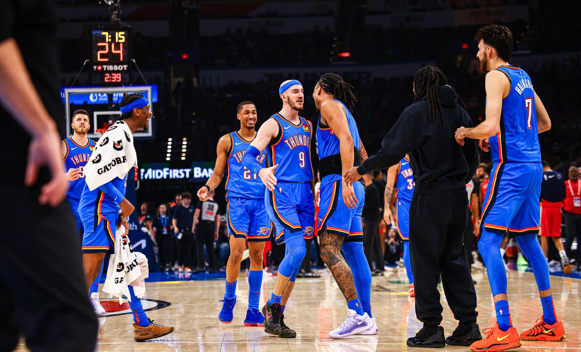 南美篮球联赛季后赛战火连天，冠军悬念未解