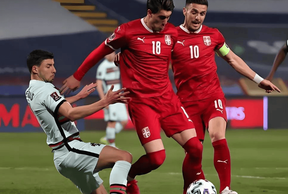 超级替补发威，锋线进球不断扩大比分的简单介绍