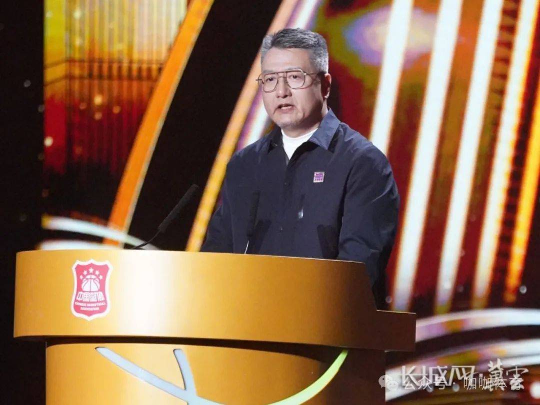 篮球名人堂举行颁奖典礼,表彰历届篮球功勋者的简单介绍 篮球名人堂举行颁奖典礼,表彰历届篮球功勋者的简单介绍