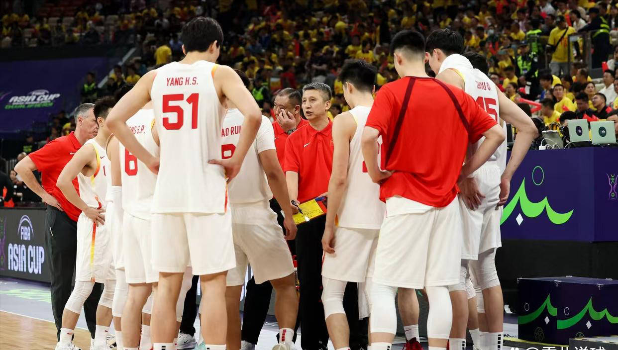 球队连续取胜晋级,备战下一轮比赛 球队连续取胜晋级,备战下一轮比赛