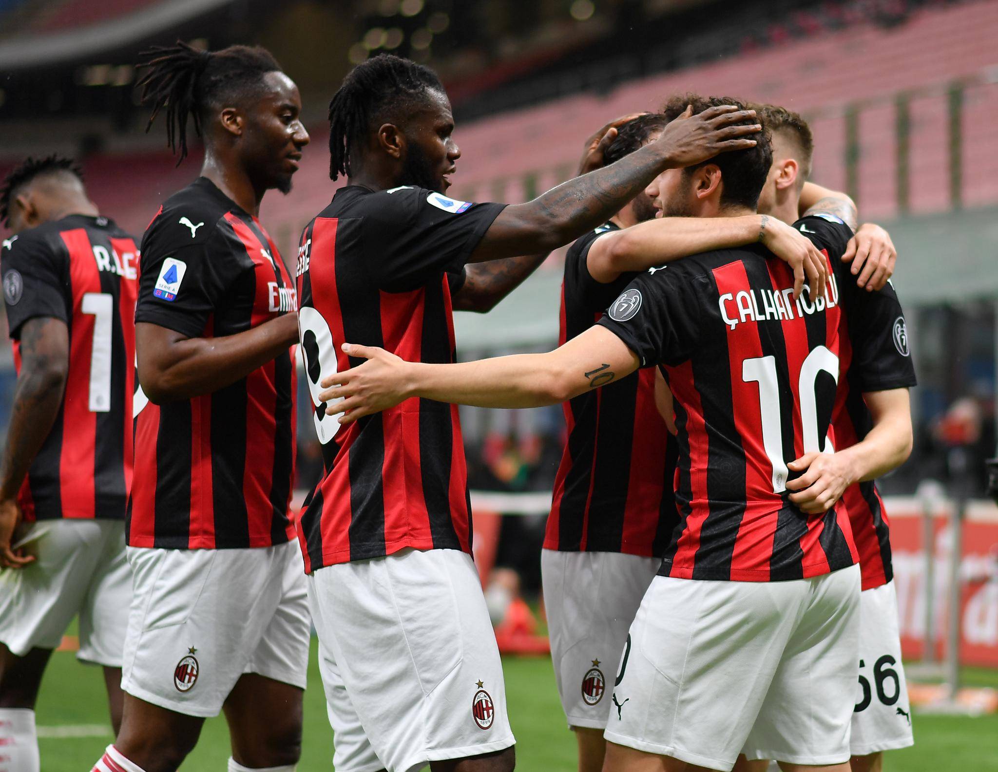 AC米兰全取三分：客场胜利收官的简单介绍