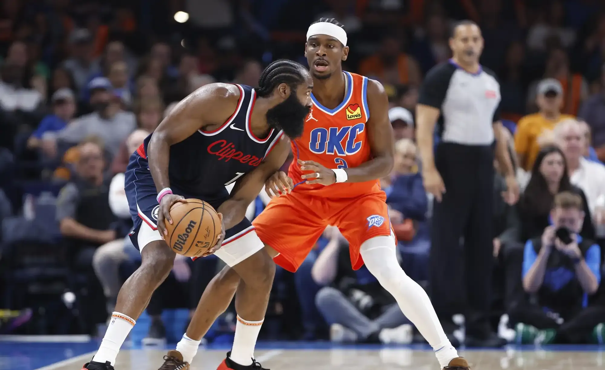 快船队大胜对手，展示出色团队协作