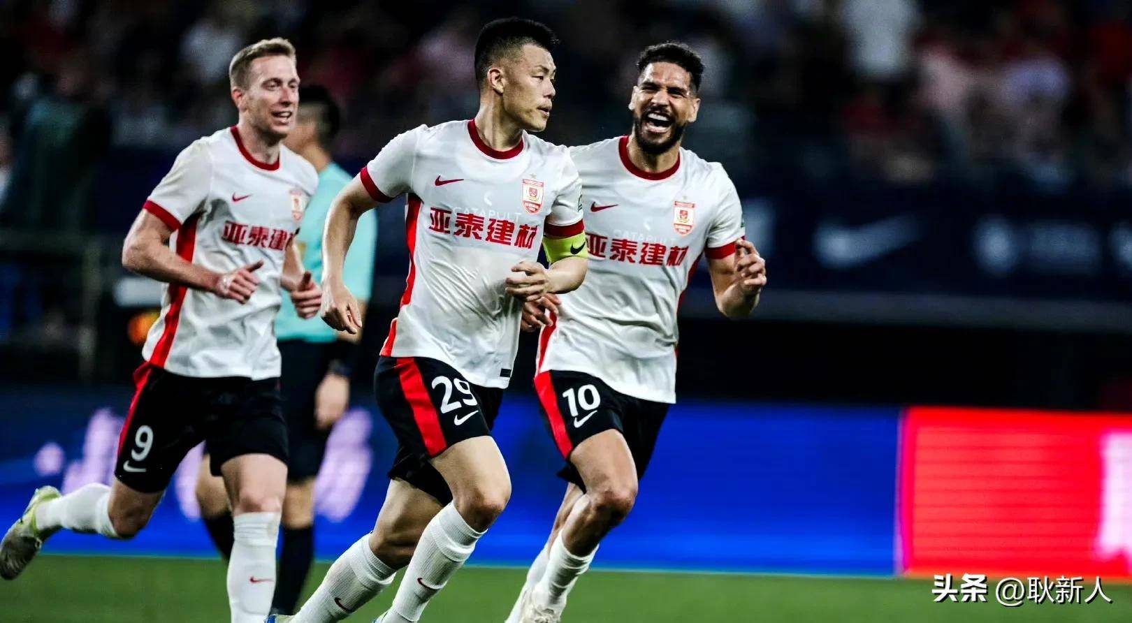 汉诺威遭遇惨败,积分榜上持续垫底的简单介绍 汉诺威遭遇惨败,积分榜上持续垫底的简单介绍