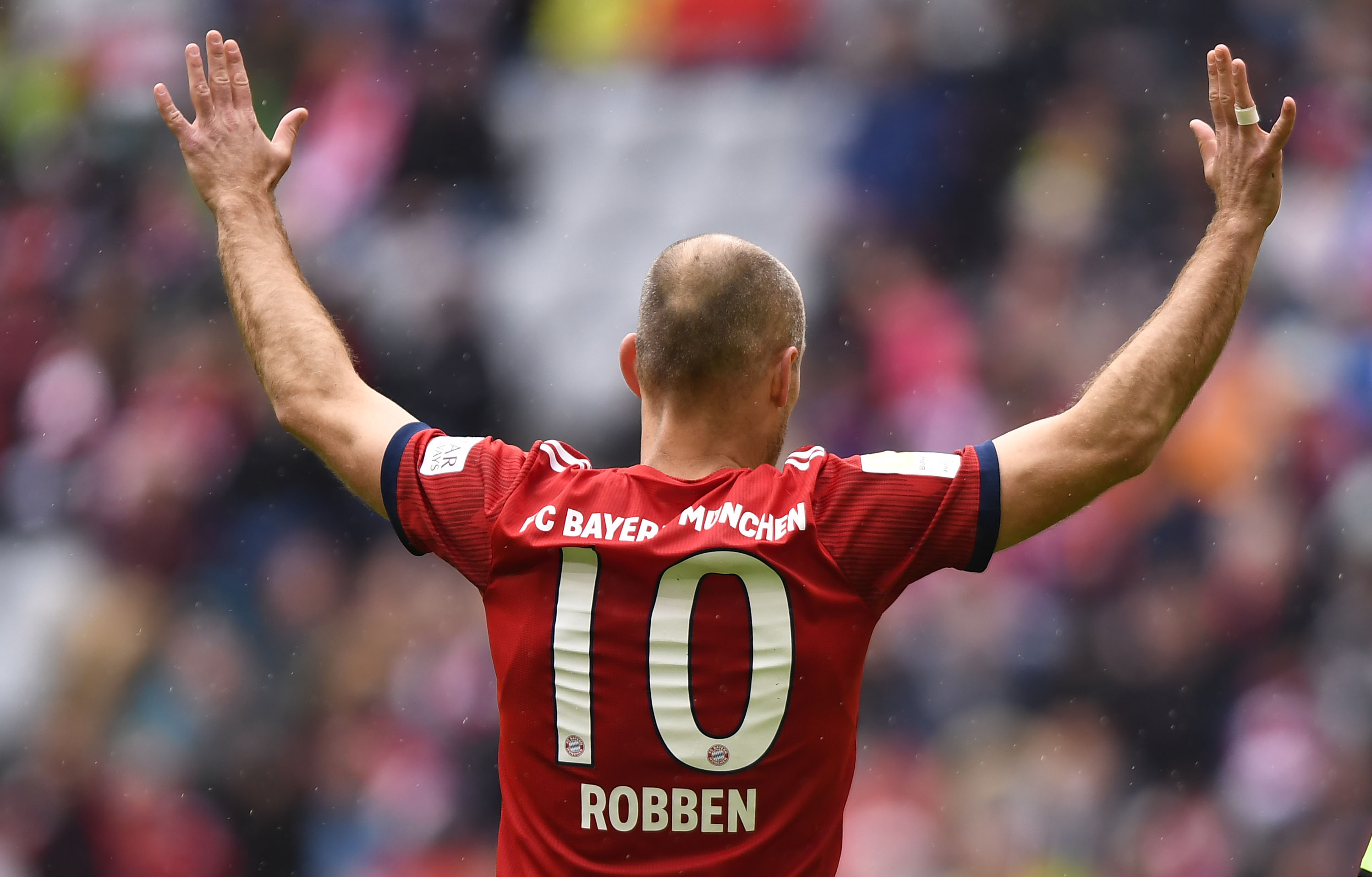 汉诺威队在比赛中斩获胜利步步升级