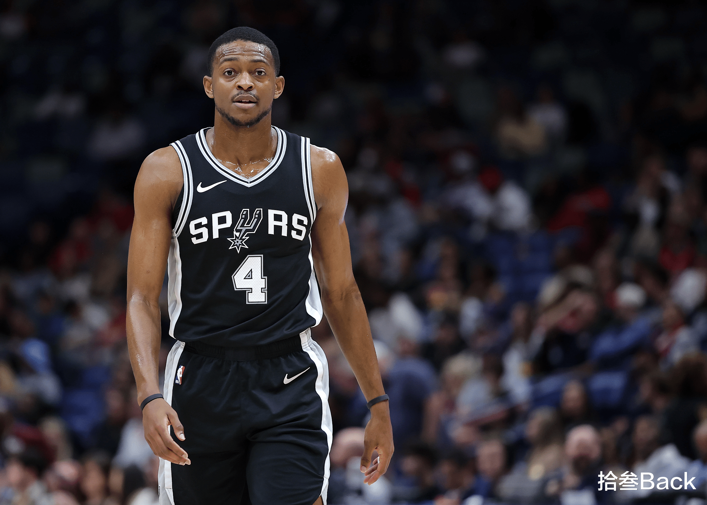 马刺老将回归,经验为球队带来希望的简单介绍 马刺老将回归,经验为球队带来希望的简单介绍