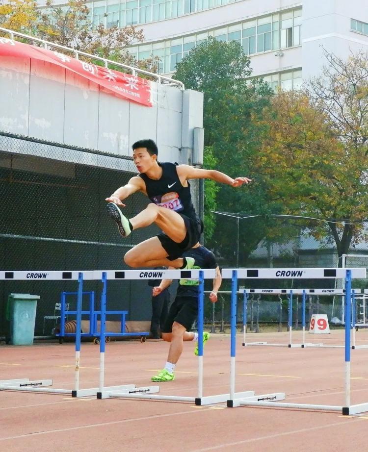 战神降临运动场,体育盛会助力运动梦想的简单介绍 战神降临运动场,体育盛会助力运动梦想的简单介绍