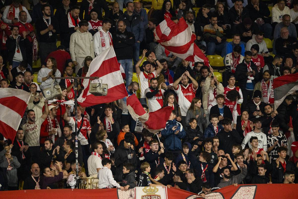 迈阿密热火队逆转胜利，全场表现抢眼的简单介绍