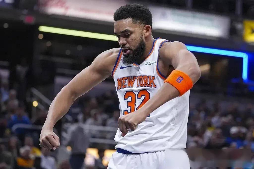 森林狼突然崛起，唐斯开启非凡表现逆天砸场