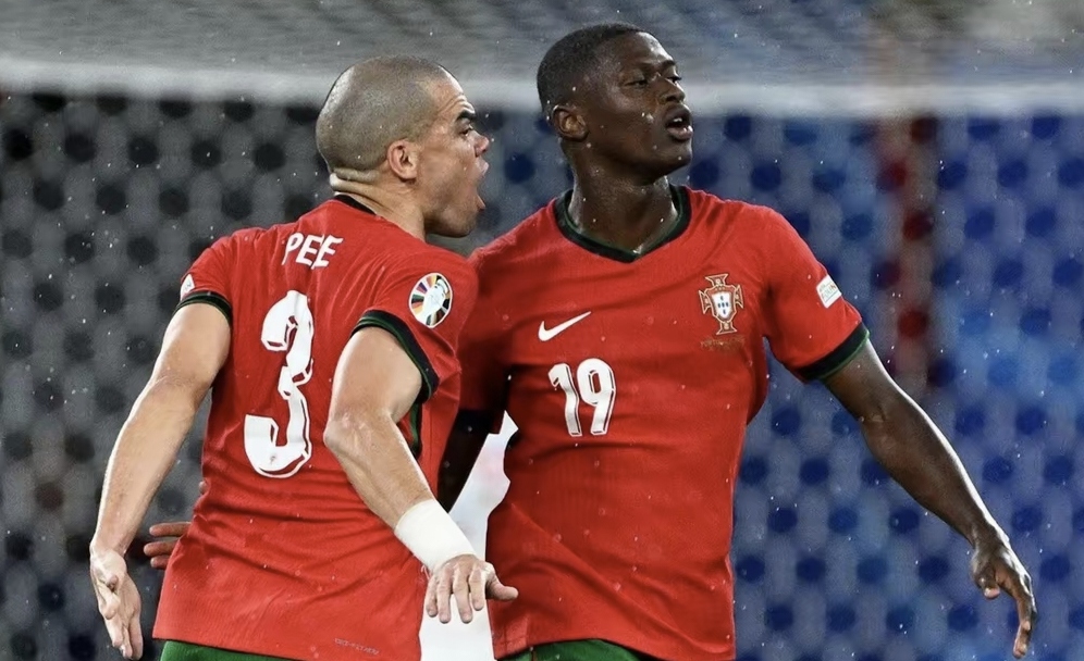 波兰队逆转胜葡萄牙，晋级欧洲杯八强