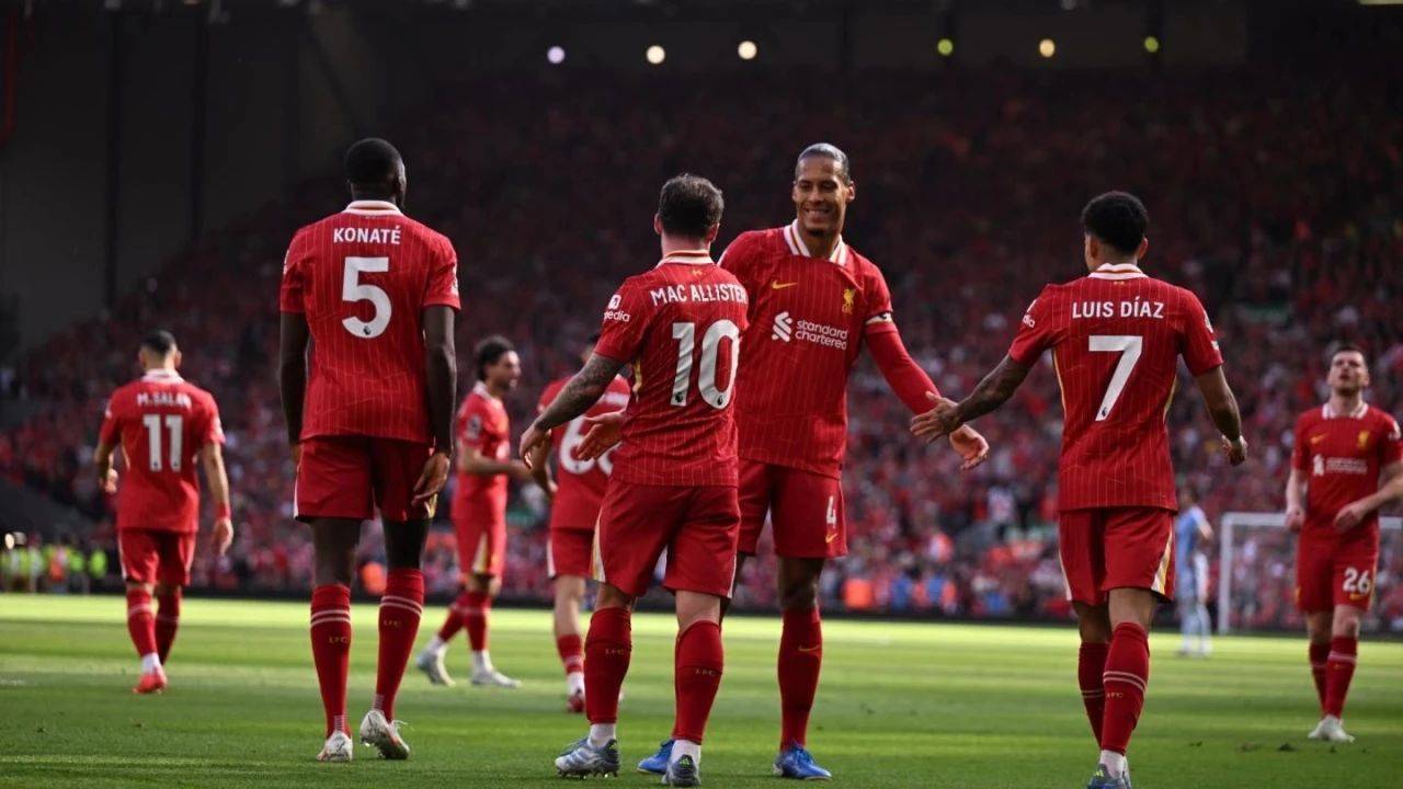 英格兰利物浦队再次赢得胜利 英格兰利物浦队再次赢得胜利