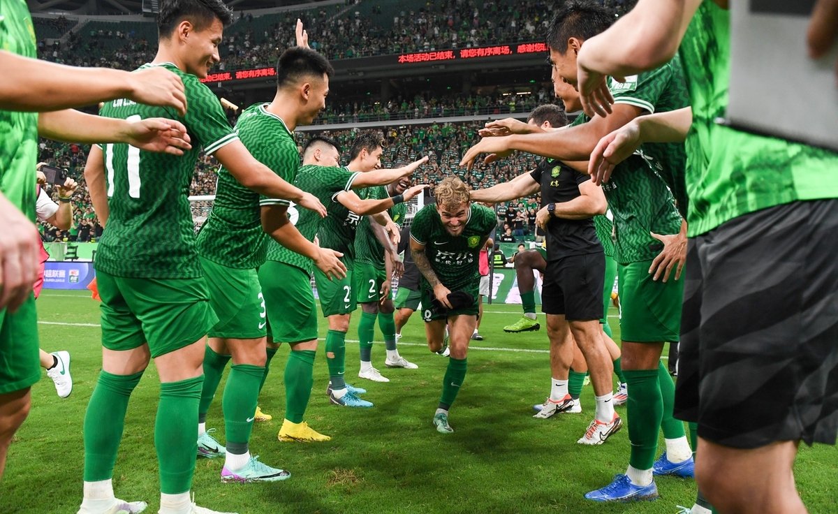 雄狮队球员持续进步,打造团队实力 雄狮队球员持续进步,打造团队实力