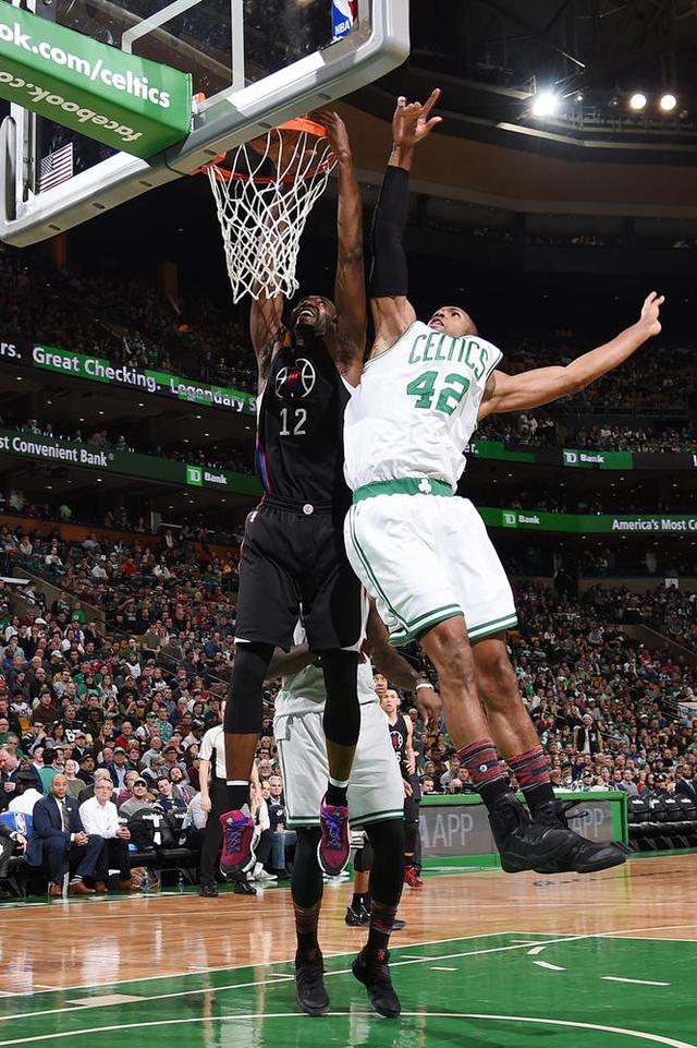 包含西甲焦点战：凯尔特人vs梅西，逆转引发关键一战的词条