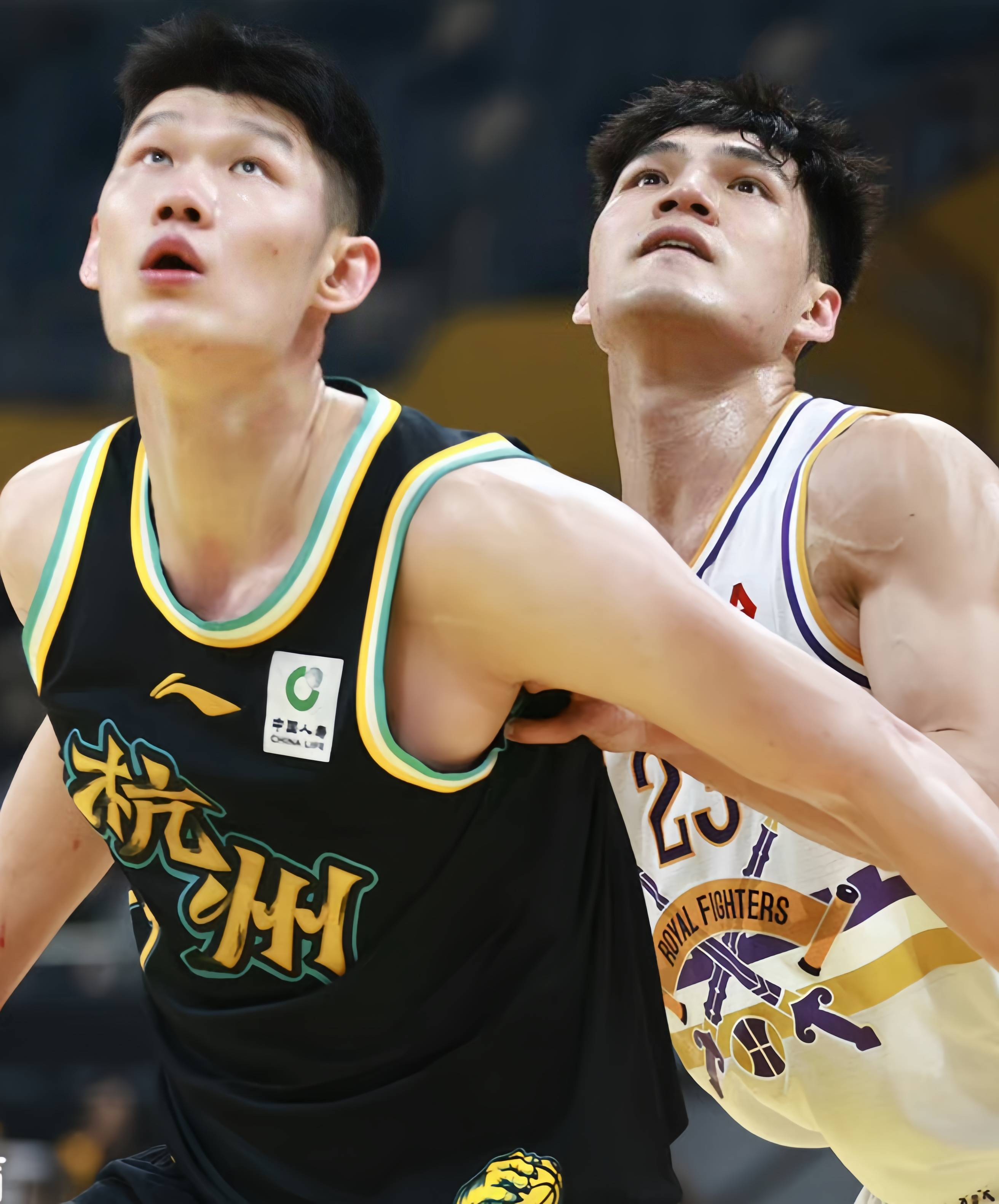 广东队轻取北京队夺得CBA联赛第一阶段冠军