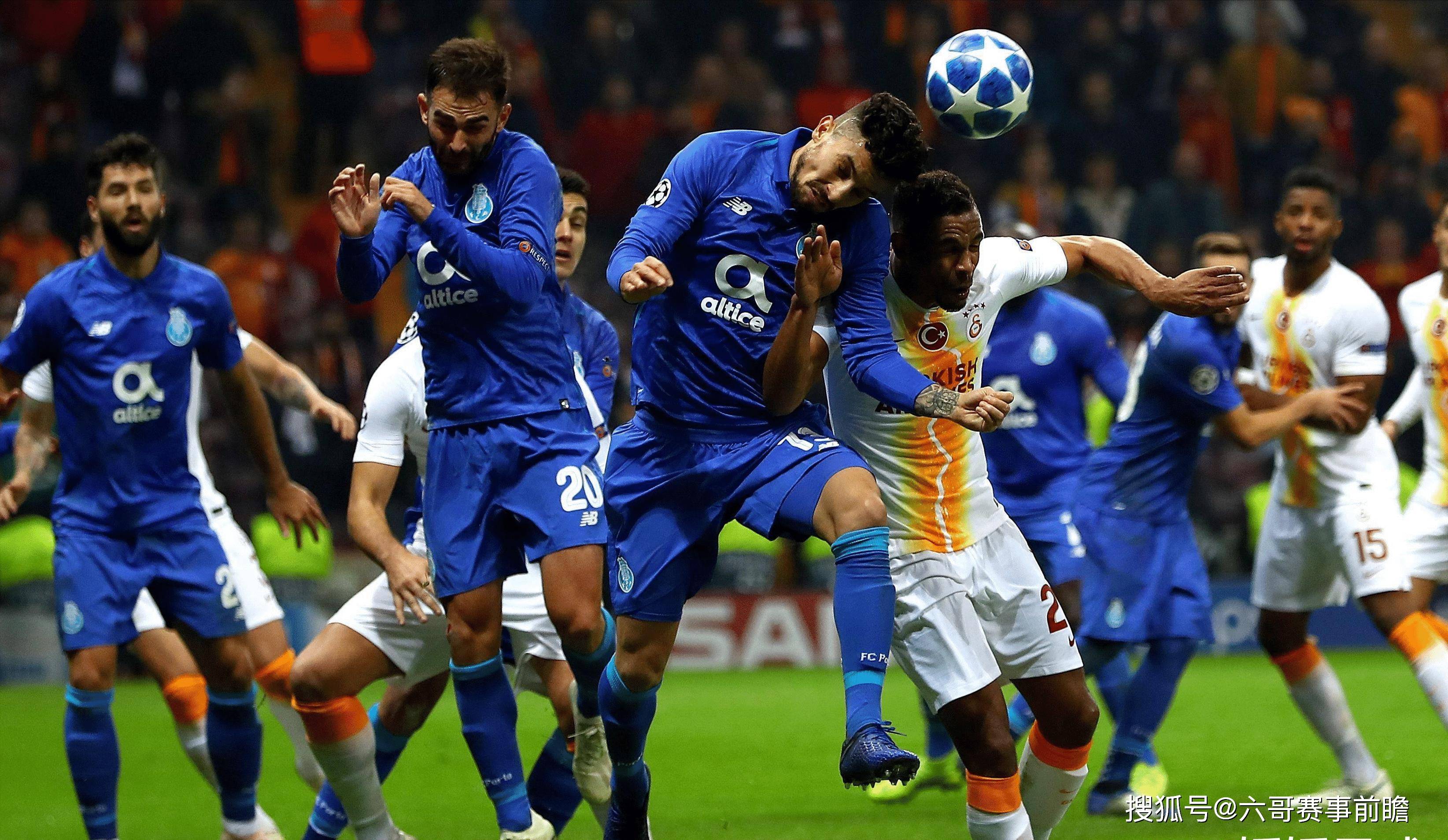 澳大利亚队在比赛中射入精彩进球