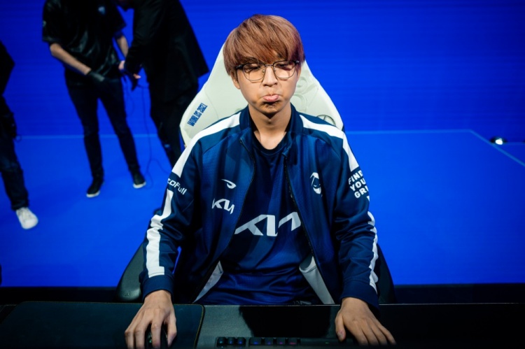 MAD横扫WBG，Hanssama开启传奇时刻入围赛3:0（首尔）