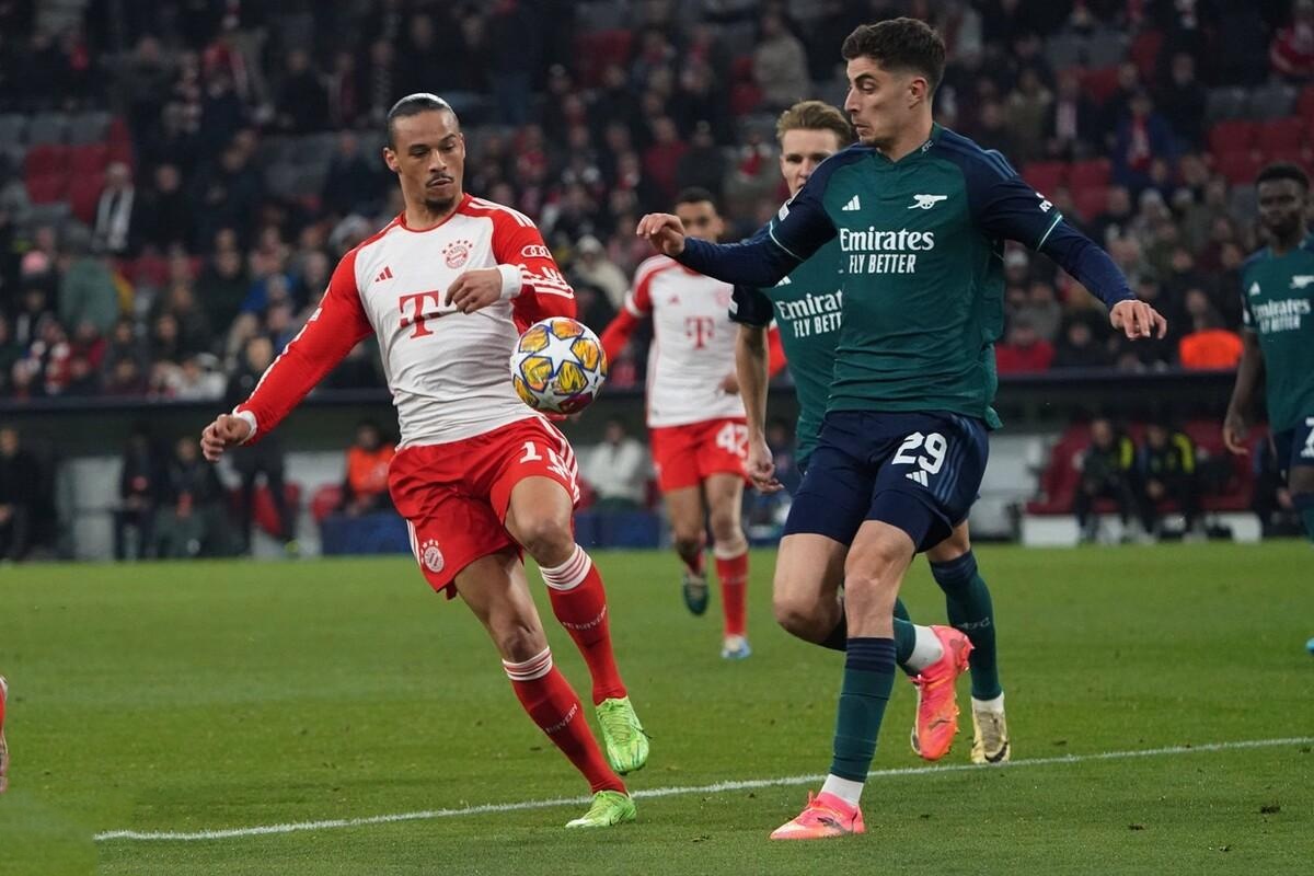 巴塞罗那主场逼平拜仁，晋级欧冠四强