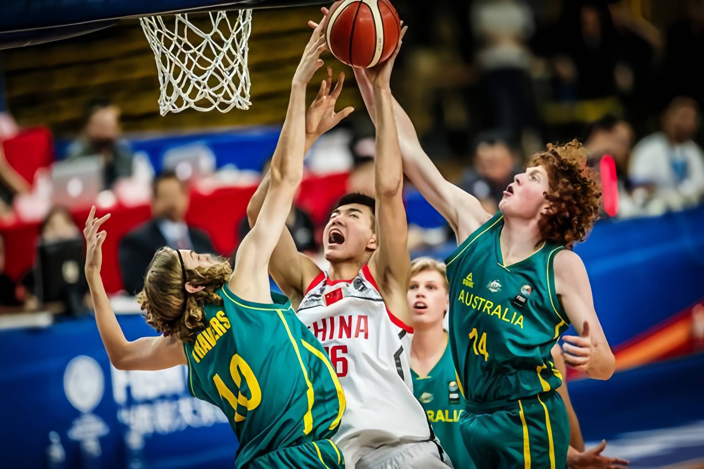 东京奥运会男篮比赛令人热血沸腾 东京奥运会男篮比赛令人热血沸腾