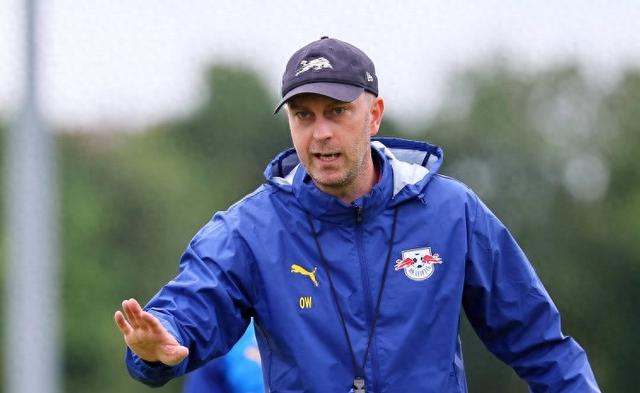 德甲冠军可期莱比锡队形完美展现的简单介绍 德甲冠军可期莱比锡队形完美展现的简单介绍