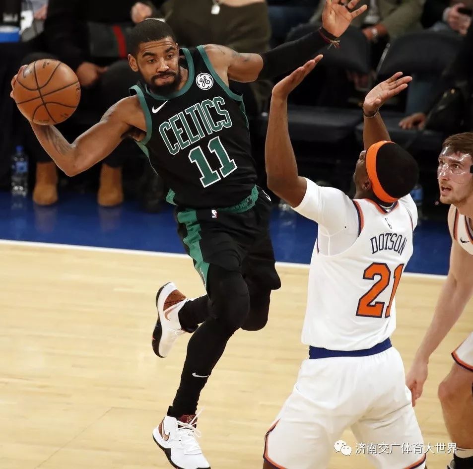 关于超音速逆转尼克斯，亚当斯发挥稳固的信息