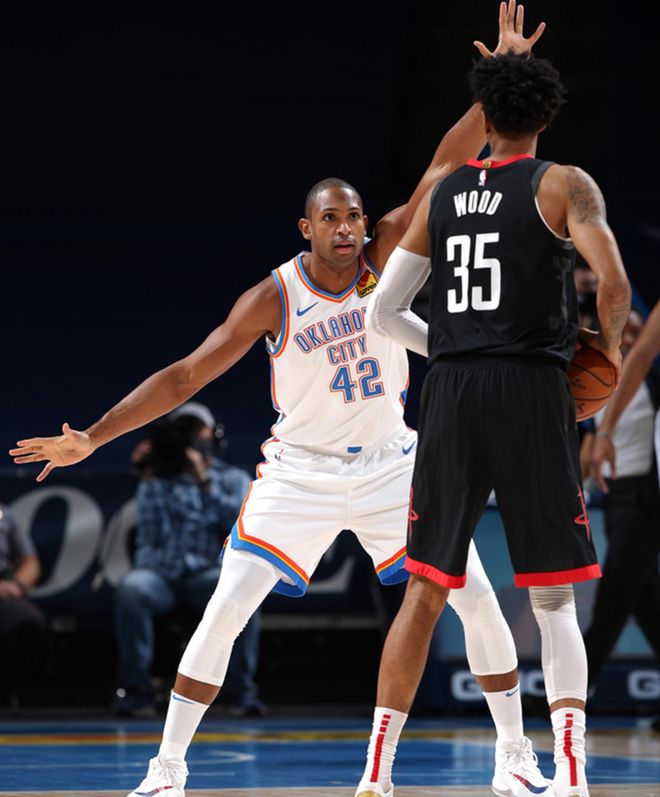 关于尼克斩获雷霆,伍德友10+次助攻的信息 关于尼克斩获雷霆,伍德友10+次助攻的信息