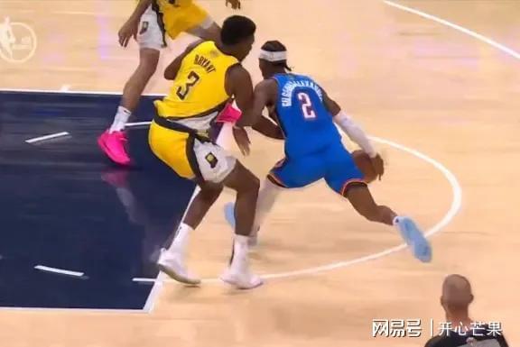 关于火箭逆转步行者,赛迪斯-杨21分的信息 关于火箭逆转步行者,赛迪斯-杨21分的信息