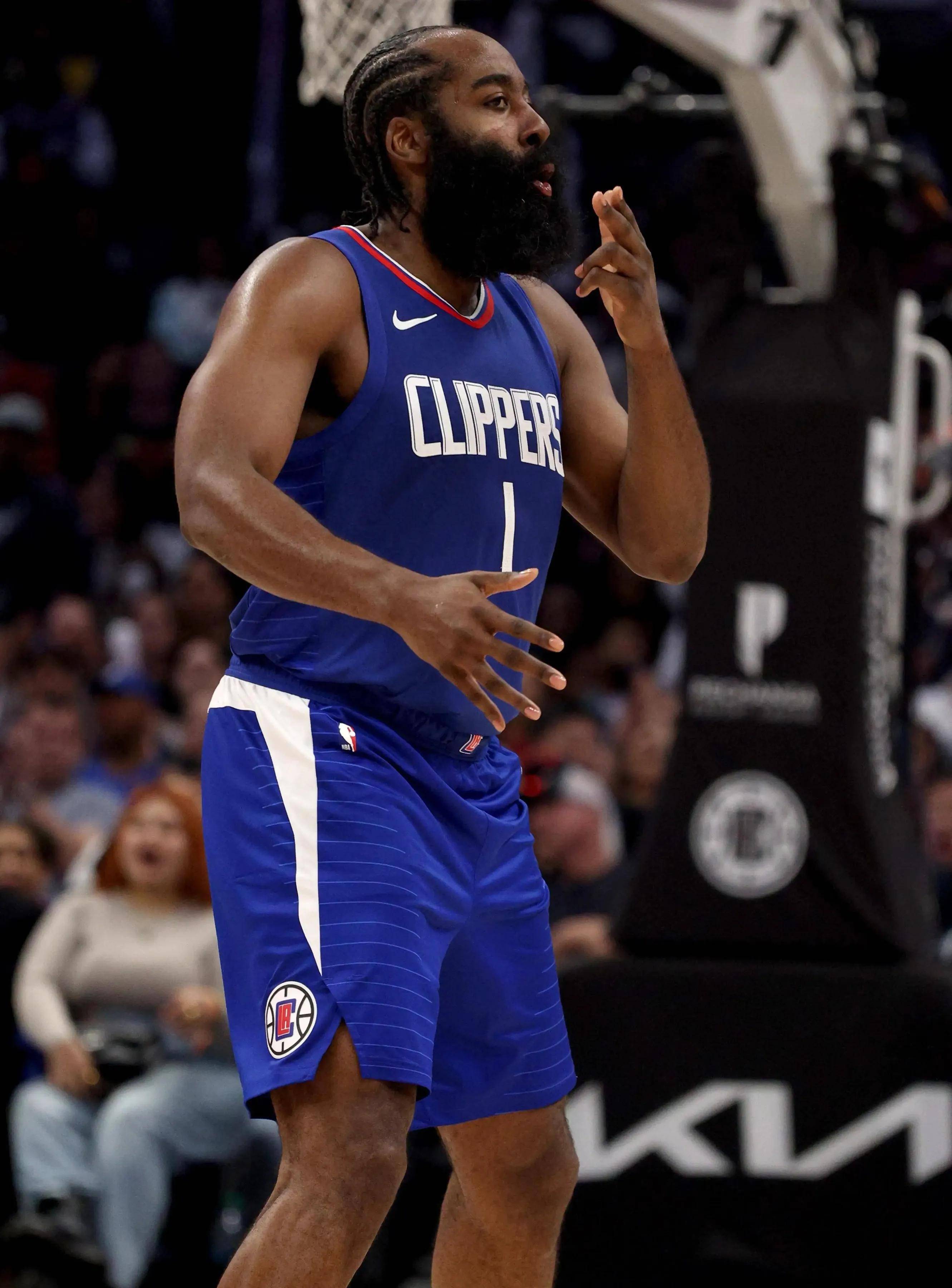 哈登复出表现出色,火箭险胜掘金的简单介绍 哈登复出表现出色,火箭险胜掘金的简单介绍