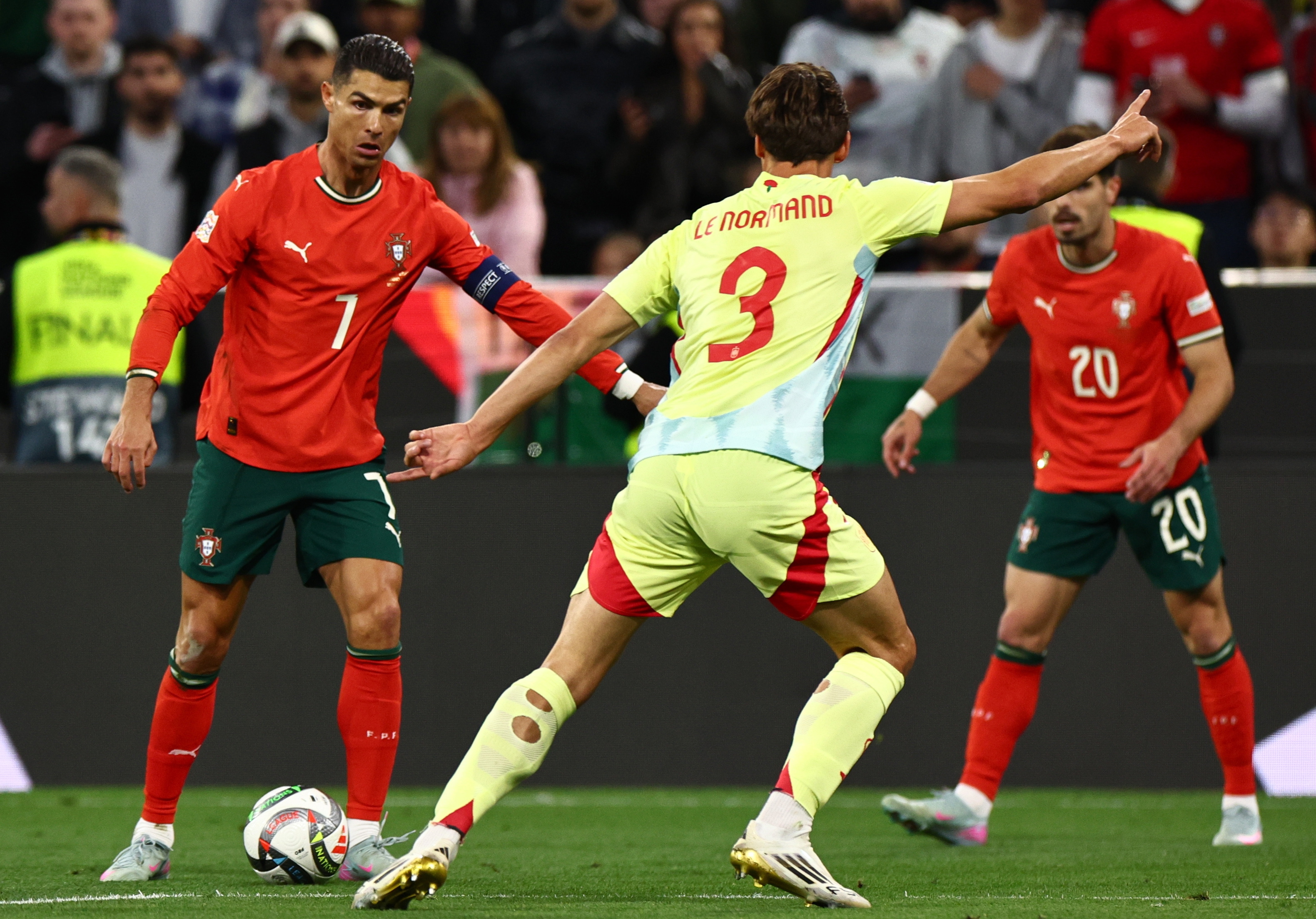 包含葡萄牙队绝杀法国队，张本智和关键制胜的词条