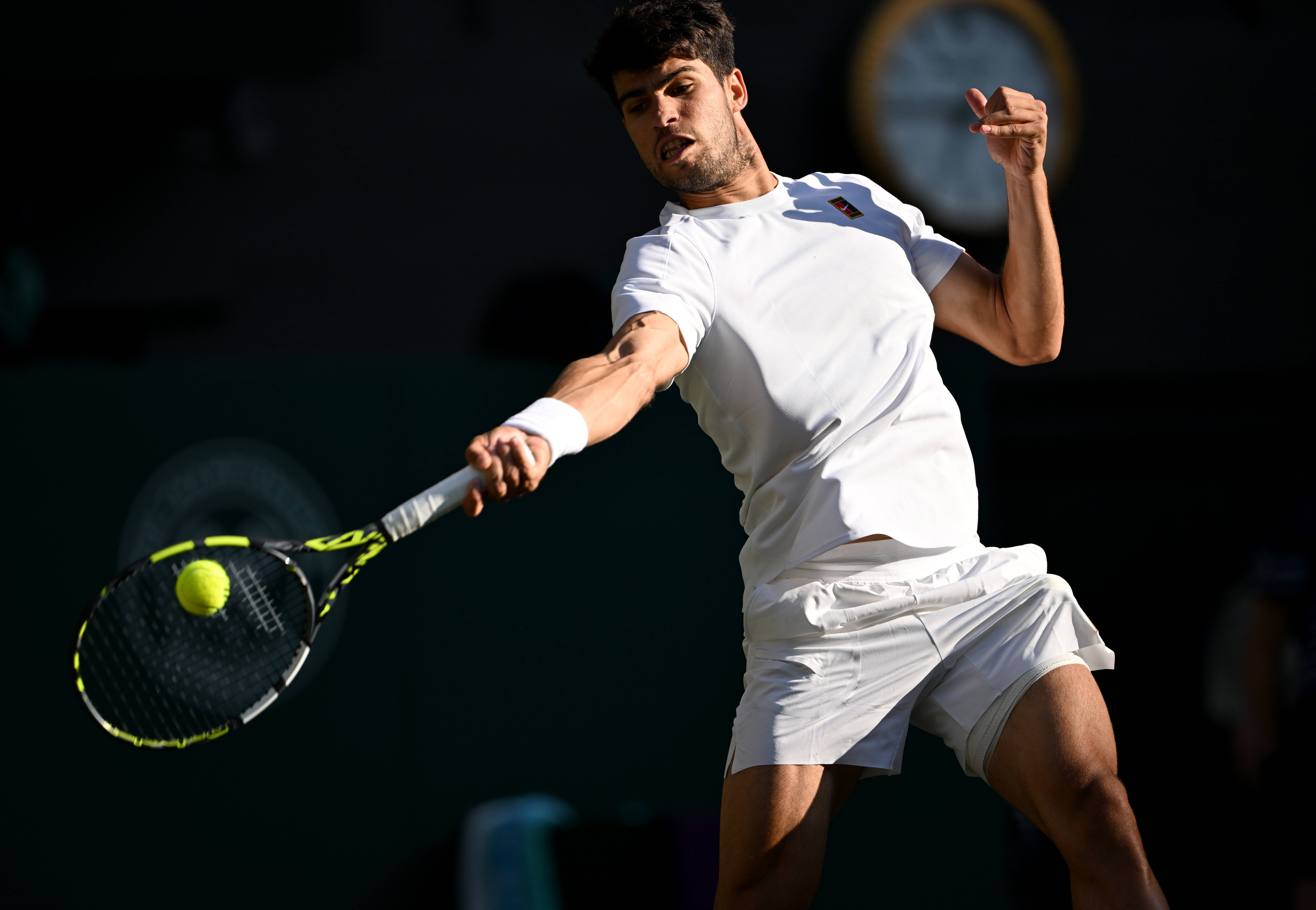 戴维斯杯翻盘温网,阿尔卡拉斯刷新纪录 戴维斯杯翻盘温网,阿尔卡拉斯刷新纪录