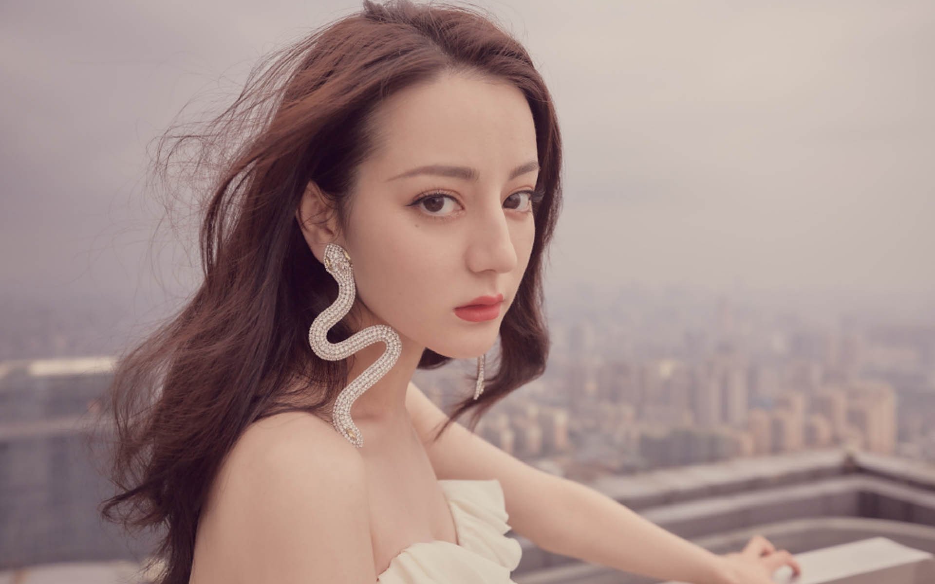 西决生死战之夜，文班亚马穿越嘘声的救赎