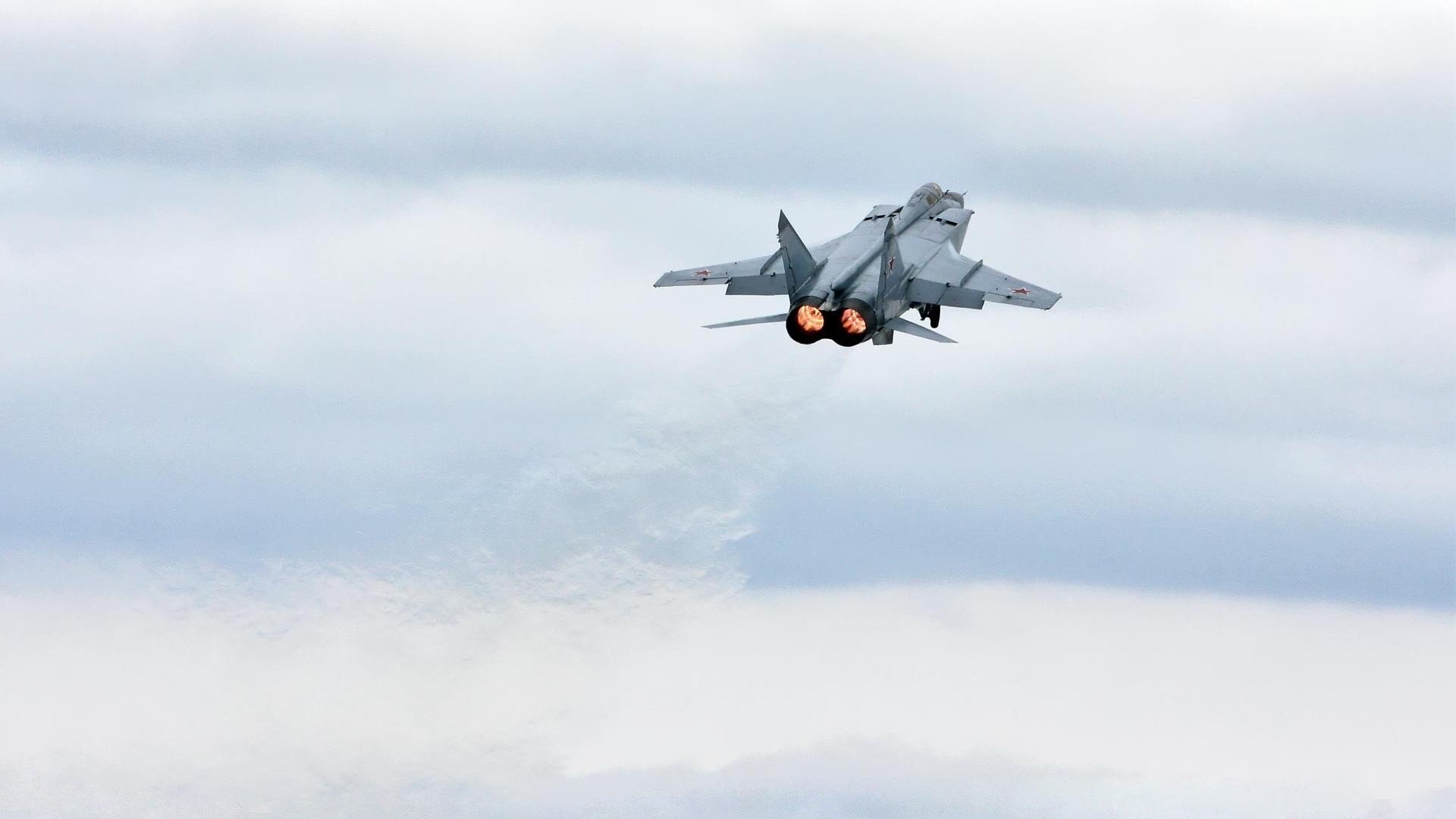 全向掌控，拉文如何带领火箭从容打穿奇才