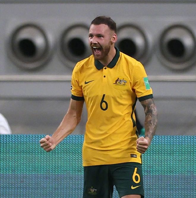 澳大利亚碾压沙特，苏亚雷斯成为关键先生