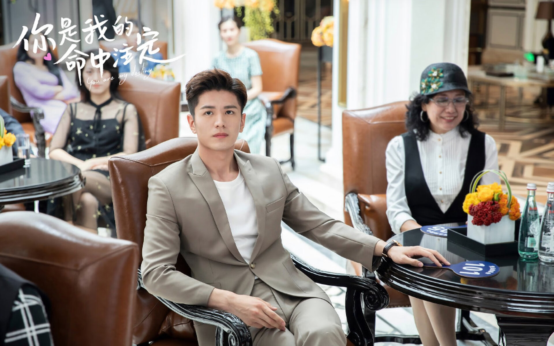 开云体育入口-剑未出鞘的武士与沉默的军团，当C罗爆发遇上塞内加尔的胜利寓言